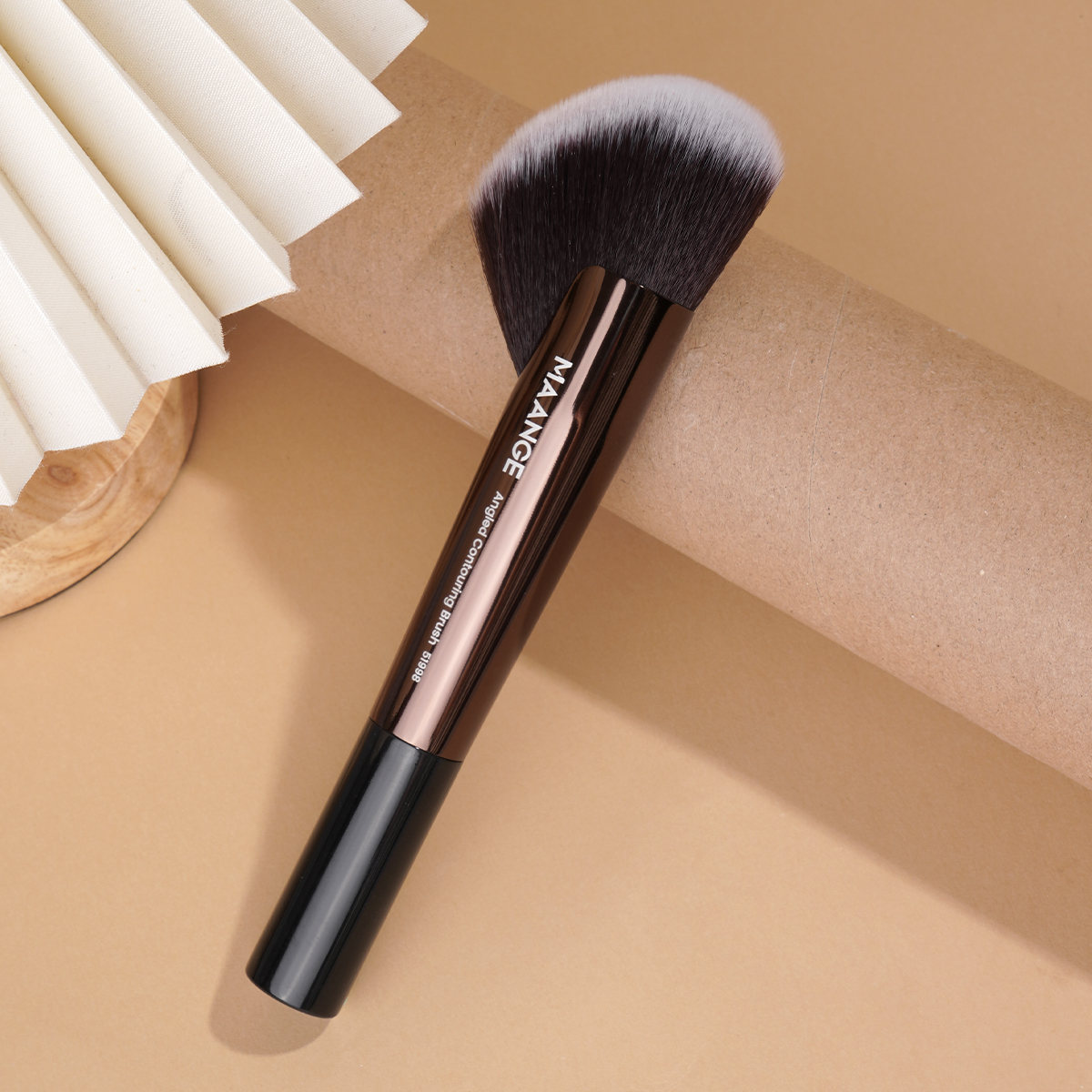 Single angled contouring makeup brush - MAANGE