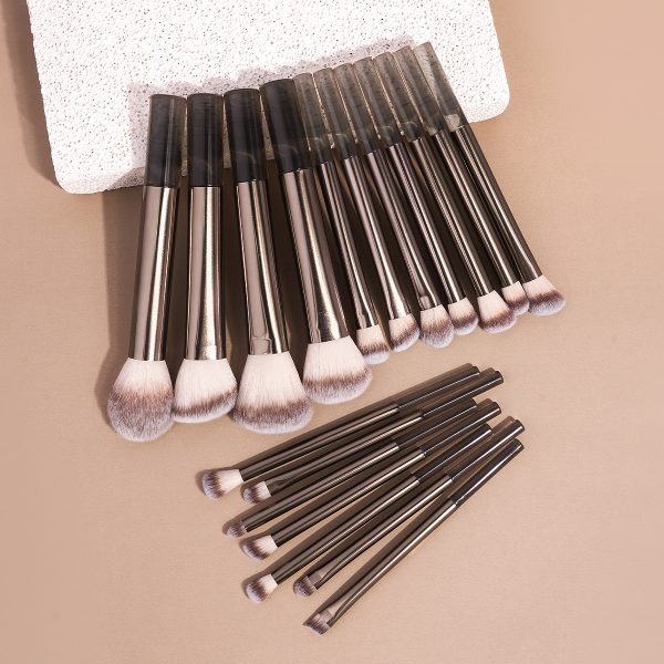 MAANGE Professional Makeup Set 18pcs Luxury Champagne Eyeliner Eyebrow Foundation Concealer Face Brushes Makeup Brush