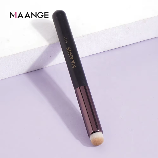 MAANGE Custom logo Private Label White Black Lip Brush Cosmetic Brush Wood Nylon Single Makeup Brush