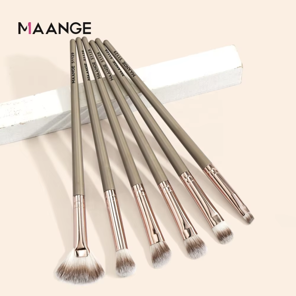MAANGE Professional Eye Makeup Brush Sets Fan Eyebrow Brushes High Quality with logo Concealer Brush Sets