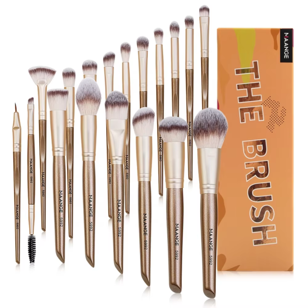 MAANGE High Quality Makeup & Tools Custom Logo 18 Pcs Wooden Handle Eye Shadow Concealer Foundation Makeup Brush Set