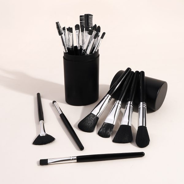 MAANGE Wholesale Exclusive 26PCS Makeup Brush Set Custom Logo Innovative Makeup Brushes High-Density Makeup Brush Set