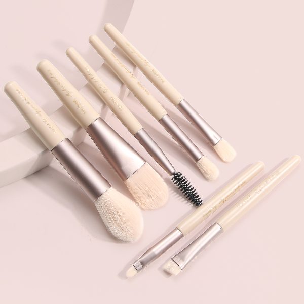 MAANGE High Quality Wholesale Private Label Vegan Nylon Make up Brushes Custom logo 7 Pcs Plastic Makeup Brush Set