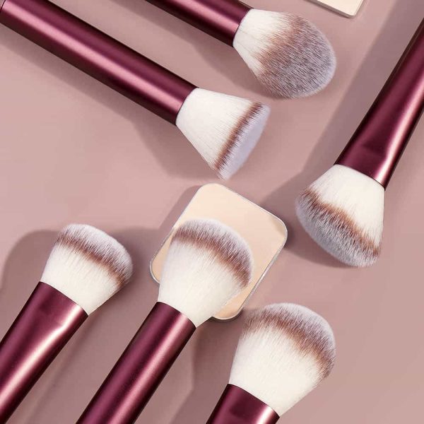 MAANGE Wholesale 15PCS Cosmetics Brushes Foundation Loose Powder  Private Label Customizable Professional Makeup Brush Set