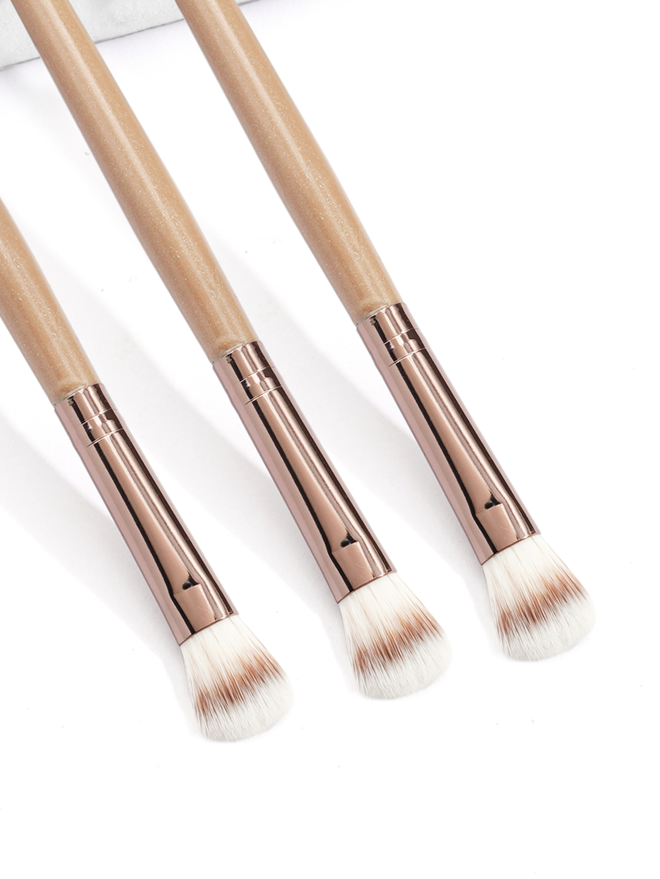 MAANGE Multi-Functional Vegan Synthetic Hair Makeup Brush Double-Ended Nose Contour  Single Blush Makeup Brush Set - 图片 2