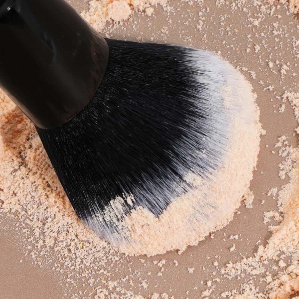 MAANGE Wholesale 2PCS Makeup Brush Custom Logo Foundation Loose Powder Blush Contouring  Professional Makeup Brush Set