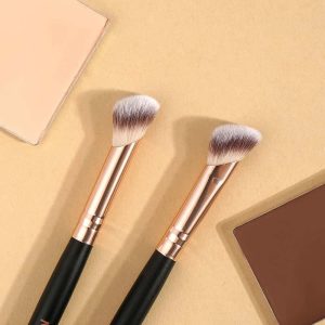MAANGE Custom OEM&ODM 4PCS Makeup Brush Set  Foundation Eye Shadow Blush  Brushes Professional Makeup Brush Set - 图片 4