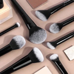 MAANGE 8pcs Custom OEM&ODM 8pcs Makeup Brush Loose Powder Foundation Concealer Blush Contouring Eyeshadow Makeup Brush Set - 图片 5