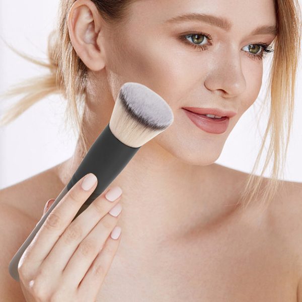 MAANGE 3pcs Cosmetic Brush Professional Foundation Highlight Eyebrow Concealer Wholesale Custom Makeup Brushes Set