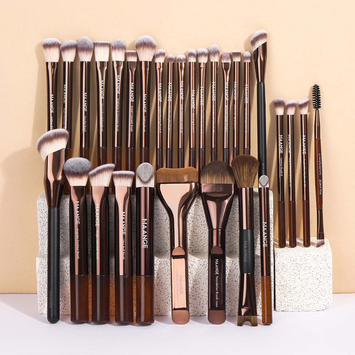 MAANGE  Wholesale Cosmetics Face Beauty Tools  Foundation Blush Contouring Eyeshadow Brush Professional Makeup Brushes - 图片 1