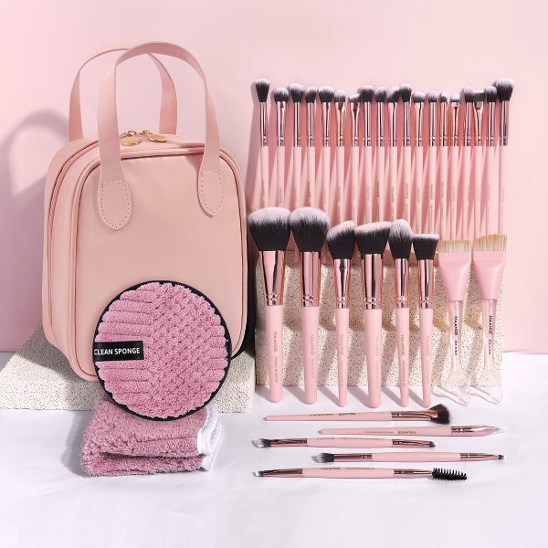 MAANGE Wholesale Professional 32pcs Makeup Brushes Set Makeup Remover Puff Face Towel Makeup Bag Facial Makeup Brush Set