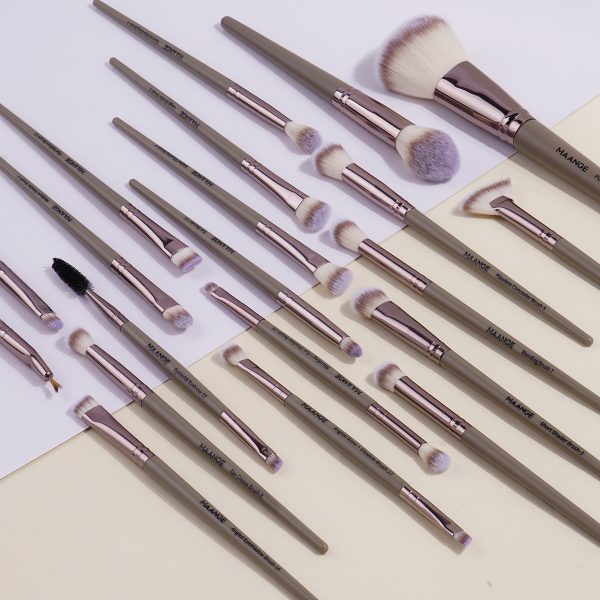 MAANGE 22pcs Makeup Brush Set  Foundation Contouring Eyeshadow Loose Powder Professional Custom Private Label Makeup Brush Set