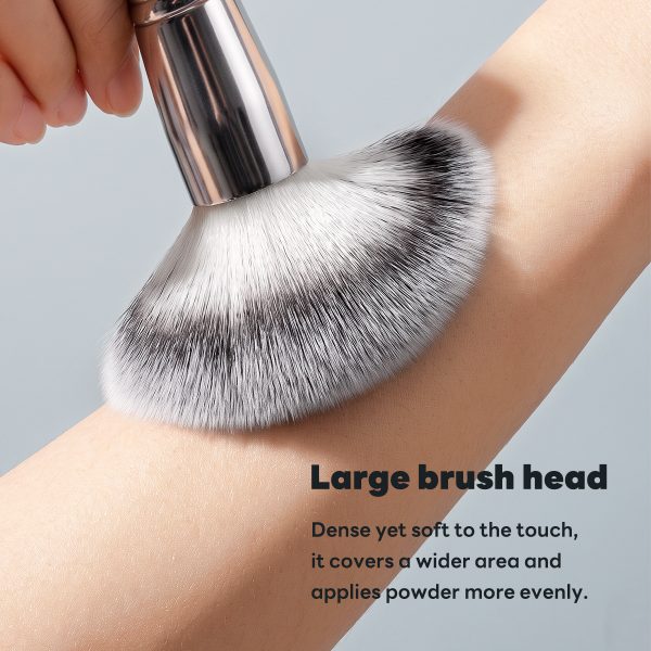 MAANGE Wholesale Custom OEM&ODM Single Makeup Brush Fluffy Soft Fibers Loose Powder Brush Blush Makeup Brush