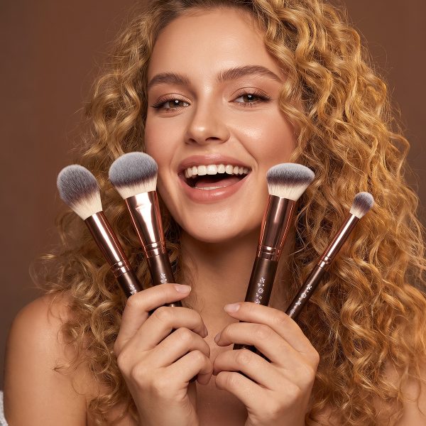 MAANGE Wholesale 12PCS Makeup Brushes Set Loose Powder Foundation Eyeshadow Facial Professional Makeup Brushes Set