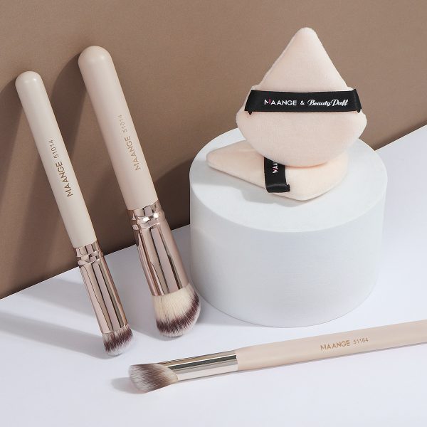 MAANGE 3pcs Professional Makeup Brush Foundation Powder Blush Face Beauty Tools 2PCS Powder Puff Makeup Brush Set
